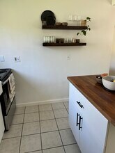 4906 Rhoads Ave, Unit 1 in Santa Barbara, CA - Building Photo - Building Photo