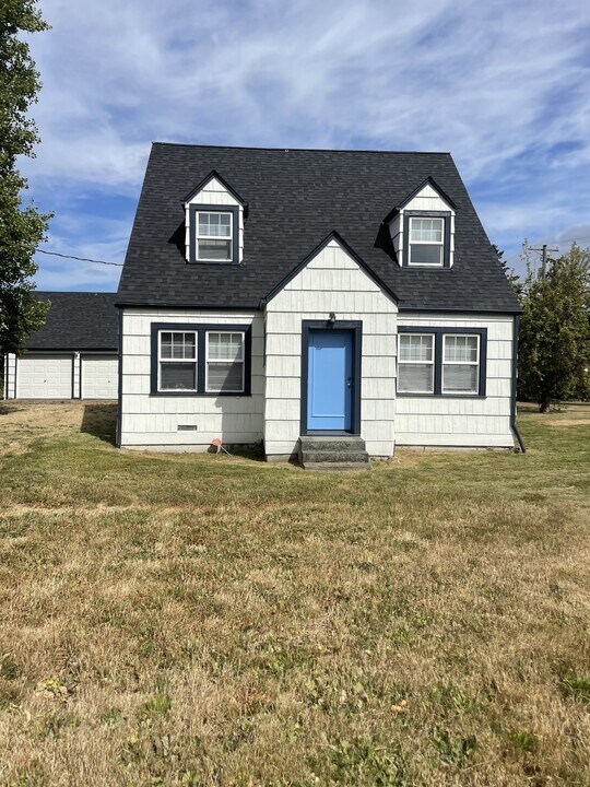 9419 Portland Ave E in Tacoma, WA - Building Photo