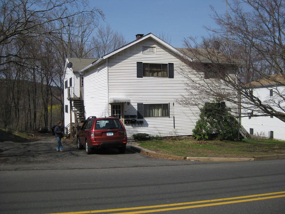 53 Coal Pit Hill Rd in Danbury, CT - Building Photo