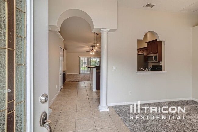 452 Kettering Rd in Deltona, FL - Building Photo - Building Photo