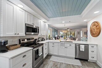 275 Palm Ave, Unit A301 in Jupiter, FL - Building Photo - Building Photo