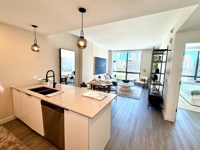 370 NW 20th St, Unit A9 in Miami, FL - Building Photo - Building Photo