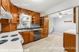 1383 Connell St in Burton, MI - Building Photo - Building Photo