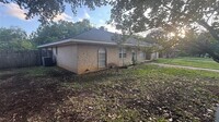 1710 Kingsborough Dr in Arlington, TX - Building Photo - Building Photo