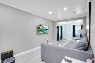 2907 E Washington St in Orlando, FL - Building Photo - Building Photo