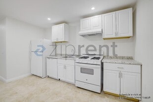 1447 N Mountain Ave in Upland, CA - Building Photo