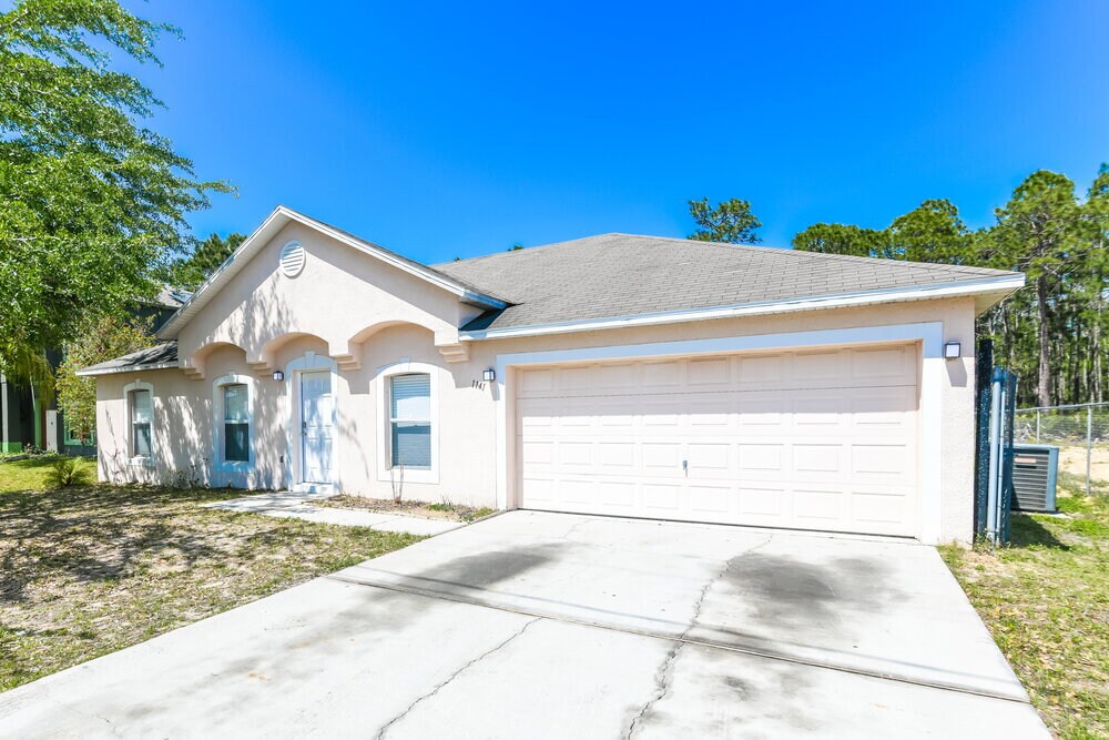 1141 Cambourne Dr in Kissimmee, FL - Building Photo