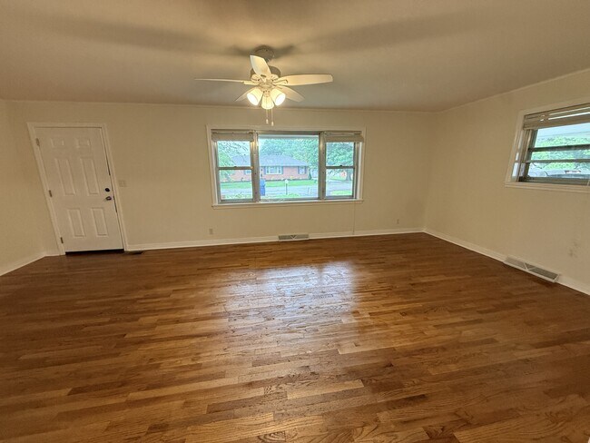 514 Oliver Dr in South Fulton, TN - Building Photo - Building Photo