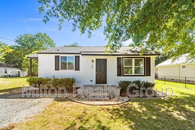 property at 93 W Hamer St