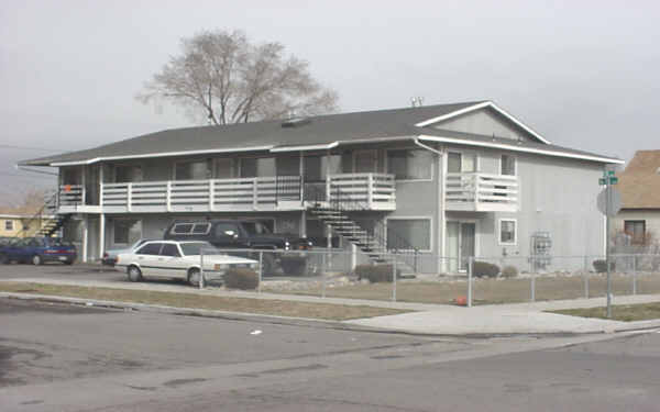 420 16th St in Sparks, NV - Building Photo - Building Photo