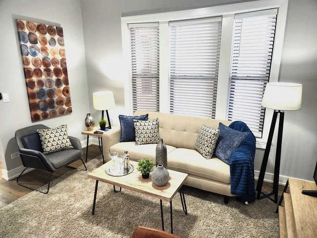 3844 N Wilton Ave in Chicago, IL - Building Photo - Building Photo