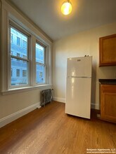 1162 Boylston St, Unit 12 in Boston College, MA - Building Photo - Building Photo