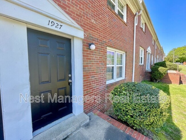 property at 1927 King George Dr