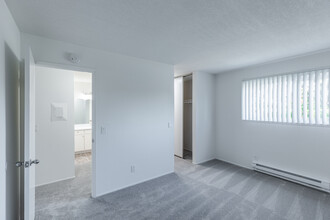 Shelter Creek in San Jose, CA - Building Photo - Interior Photo