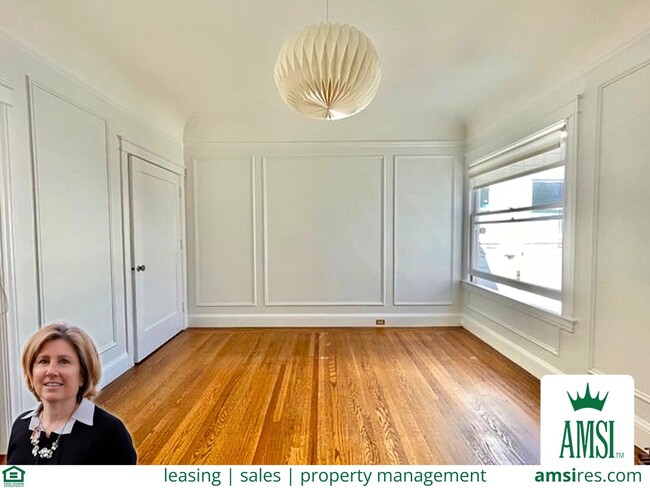 property at 1209 Oak St