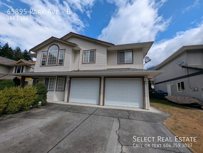 65895 Park Ave in Hope, BC - Building Photo - Building Photo