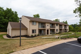 Rolling Hills Apartments