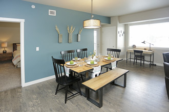 Stone West Village Phase 1 & 2 in Fargo, ND - Building Photo - Interior Photo