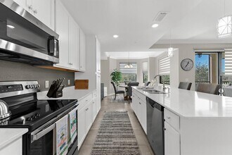 17626 Gawthrop Dr in Bradenton, FL - Building Photo - Building Photo