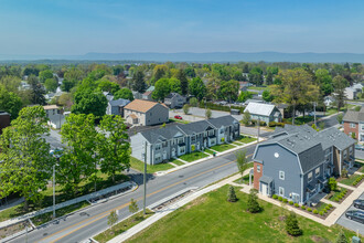 Marie Manor in Carlisle, PA - Building Photo - Building Photo