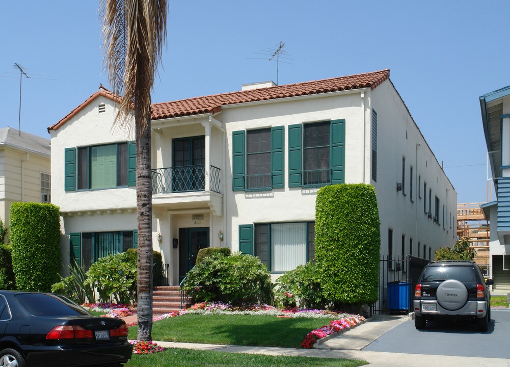 433 S Sherbourne Dr in Los Angeles, CA - Building Photo