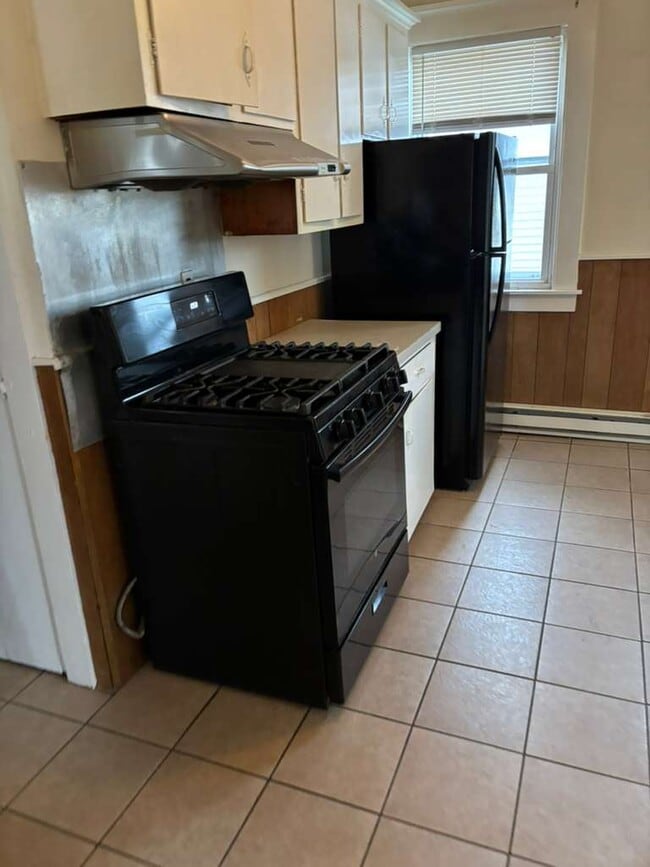 17 Edson St, Unit 20R in Lowell, MA - Foto de edificio - Building Photo