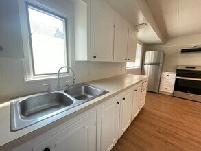 39 Ashland St in Manchester, NH - Building Photo - Building Photo