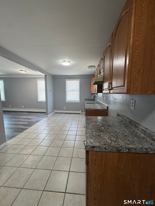 32 Platt St in New Haven, CT - Building Photo - Building Photo