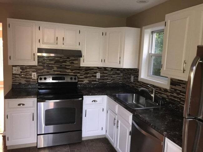 2186 Avenue B in Schenectady, NY - Building Photo - Building Photo