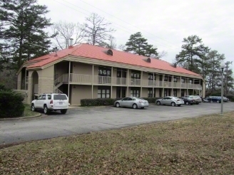 Buckner Pointe Apartments in Anniston, AL - Building Photo