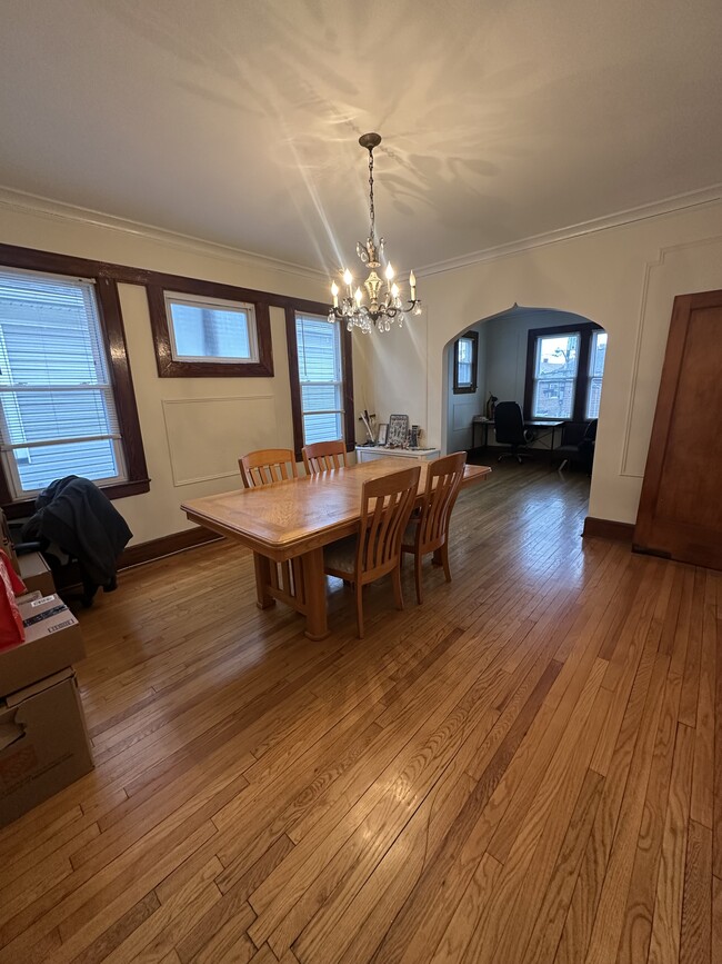 1044 Cross Ave, Unit 2nd Floor in Elizabeth, NJ - Foto de edificio - Building Photo