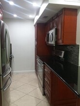 9400 SW 77th Ave, Unit N6 in Miami, FL - Foto de edificio - Building Photo