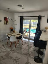 14400 SW 98th Ave in Miami, FL - Building Photo - Building Photo