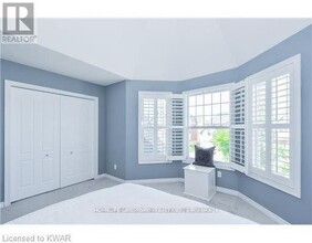 620 Frieburg Dr in Waterloo, ON - Building Photo - Building Photo
