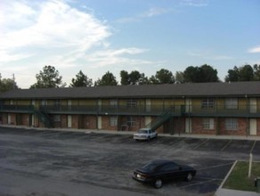 The Cove on Meridian in Huntsville, AL - Building Photo - Building Photo