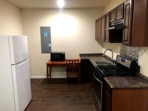 2610 Sir Michael Pl in Lanham, MD - Building Photo - Building Photo