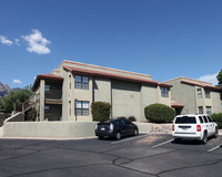 Skyline Villas in Tucson, AZ - Foto de edificio - Building Photo