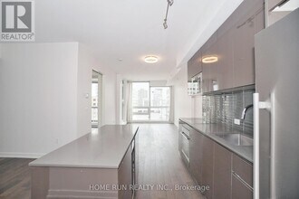 199 Slater St. in Ottawa, ON - Building Photo - Building Photo