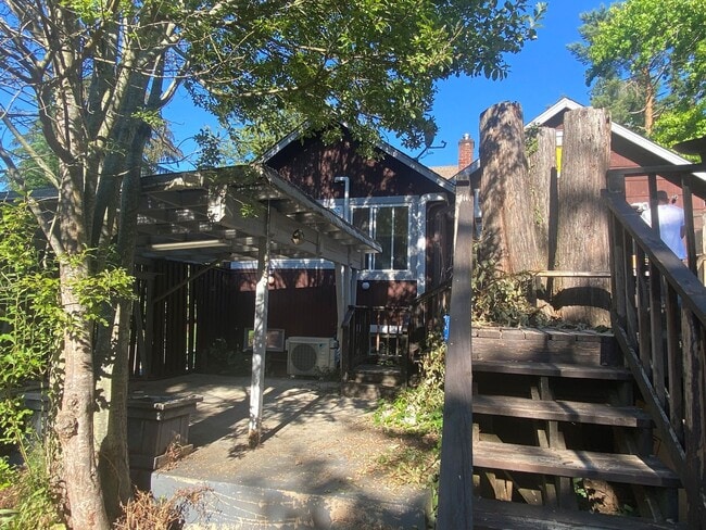 2707 NE 103rd St in Seattle, WA - Building Photo - Building Photo