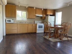 11719 Horseshoe Rd in Oakdale, CA - Building Photo - Building Photo