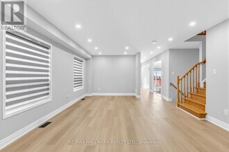 11 Dring St in Ajax, ON - Building Photo - Building Photo