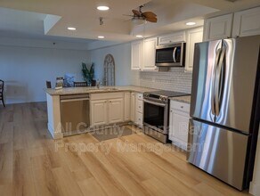 7430 Sunshine Skyway Ln S in St. Petersburg, FL - Building Photo - Building Photo