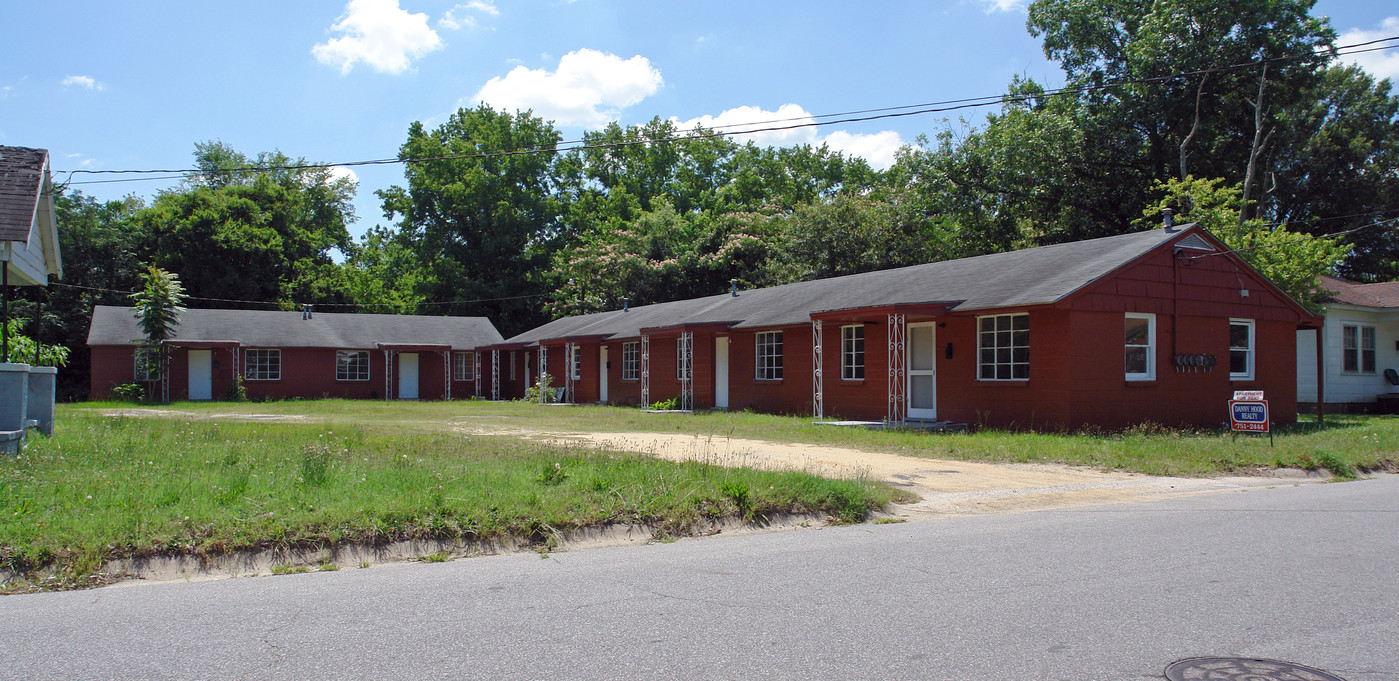 406 Gulley St in Goldsboro, NC - Foto de edificio