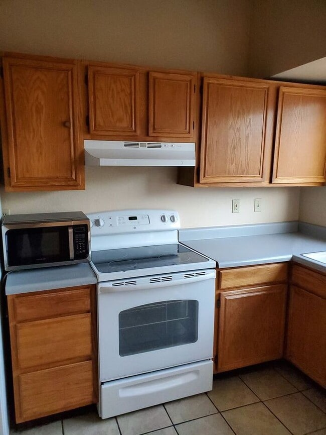 property at 9514 W Garfield St