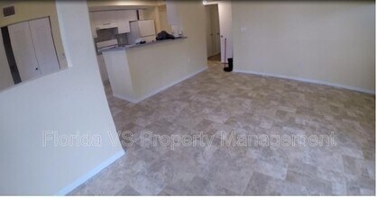 1615 Columbia Arms Cir in Kissimmee, FL - Building Photo - Building Photo