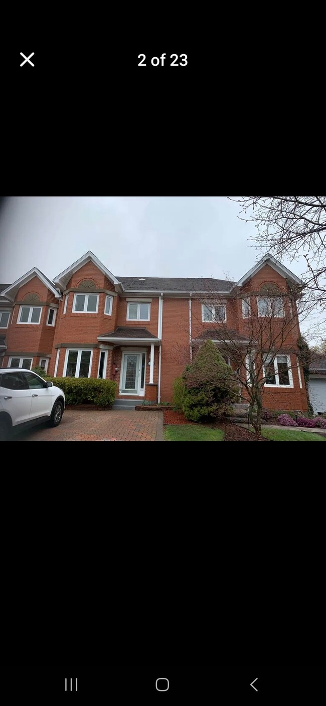 property at 36 Trailwood Pl