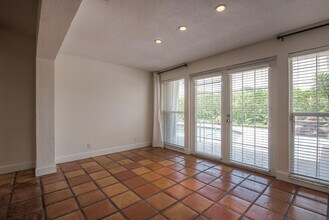 1300 Walnut Terrace in Boca Raton, FL - Building Photo - Building Photo