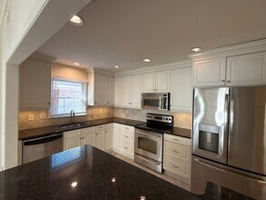 1016 Queens Rd in Charlotte, NC - Building Photo - Building Photo