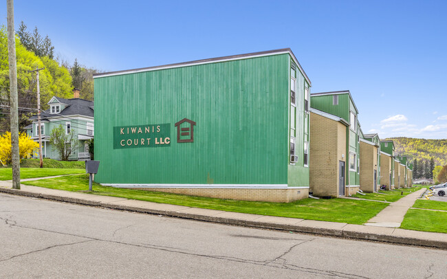 Kiwanis Courts Garden Apartments in Bradford, PA - Foto de edificio - Building Photo