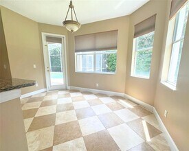 8650 Tara Oaks Ct in Orlando, FL - Building Photo - Building Photo